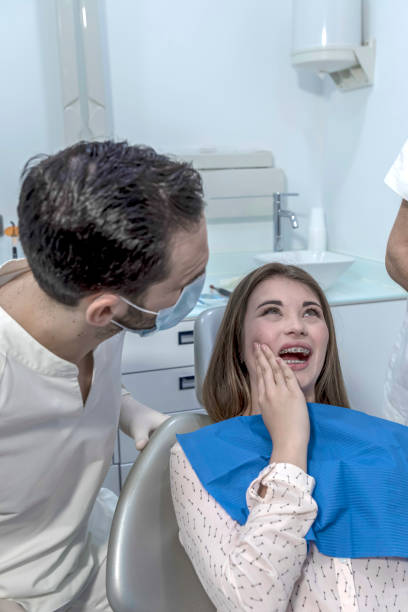 Best Emergency Tooth Extraction in Limestone, IL